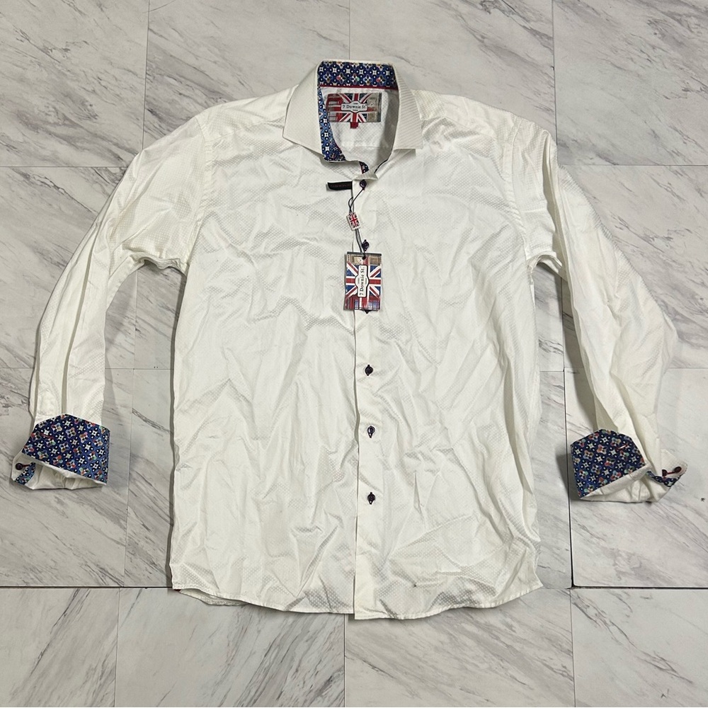 7 Downie st. New with tags button up